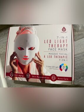 Pursonic 7-in-1 Red LED Light Therapy Face Mask - White